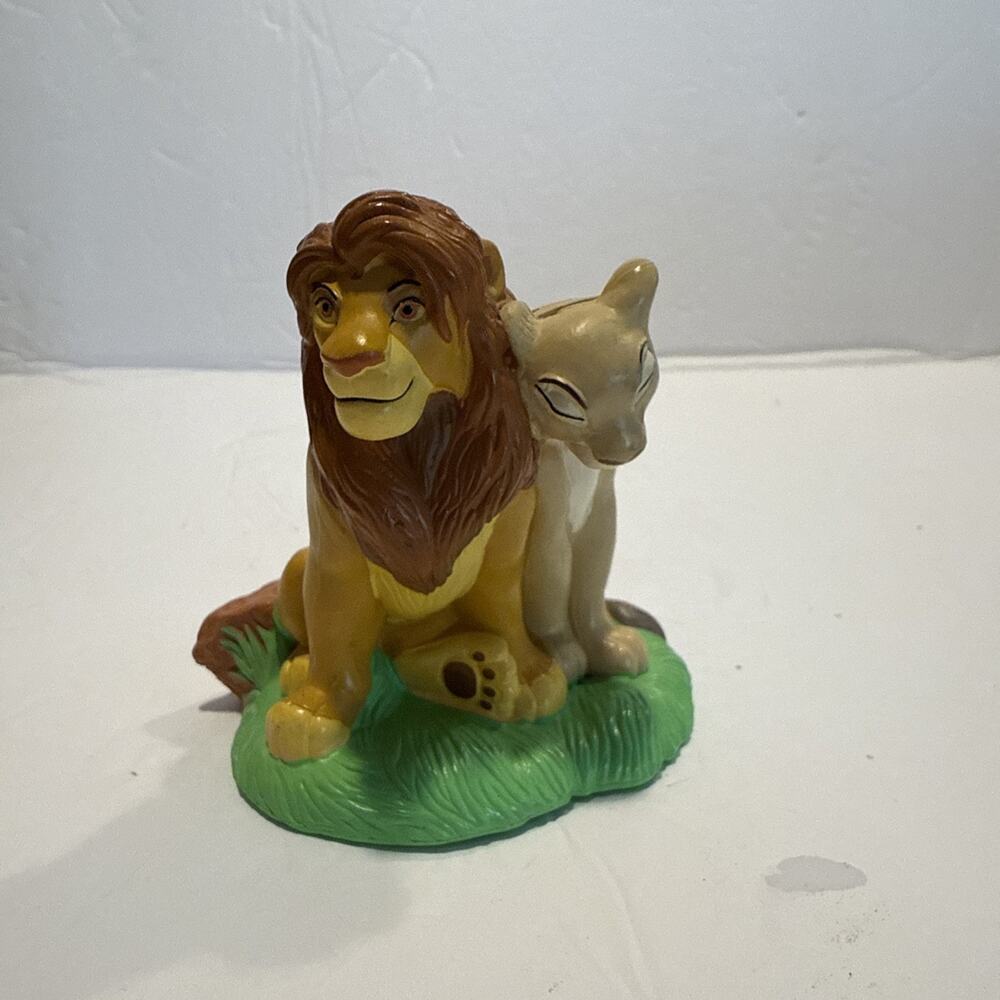 Disney Store Classic Figurine The Lion King Simba and Nala M9367
